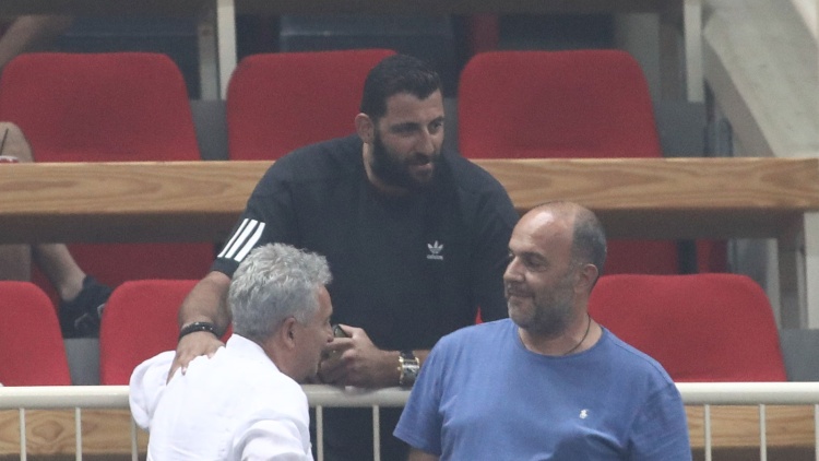 &Delta;&iota;&alpha;&psi;&epsilon;ύ&delta;&epsilon;&iota; &gamma;&iota;&alpha; &Epsilon;&rho;&tau;έ&lambda; &kappa;&alpha;&iota; &Mu;&pi;&omicron;&upsilon;&rho;&omicron;ύ&sigma;&eta; &omicron; &Pi;&alpha;&nu;&alpha;&theta;&eta;&nu;&alpha;ϊ&kappa;ό&sigmaf;
