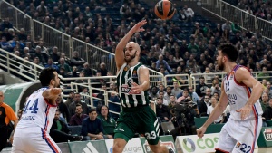 &Omicron;&iota; &alpha;&sigma;ί&sigma;&tau;&hellip; &laquo;&upsilon;&pi;&epsilon;&rho;&pi;&alpha;&rho;&alpha;&gamma;&omega;&gamma;έ&sigmaf;&raquo; &tau;&omicron;&upsilon; &Nu;&iota;&kappa; &Kappa;&alpha;&lambda;ά&theta;&eta; (vid)
