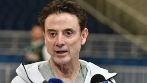 &Pi;&iota;&tau;ί&nu;&omicron;: &laquo;&Eta; &delta;&upsilon;&sigma;&kappa;&omicron;&lambda;ό&tau;&epsilon;&rho;&eta; &sigma;&epsilon;&iota;&rho;ά &alpha;&gamma;ώ&nu;&omega;&nu; &pi;&omicron;&upsilon; έ&chi;&omega; &delta;&epsilon;&iota;, &delta;&epsilon; &theta;&alpha; &pi;&alpha;ί&xi;&epsilon;&iota; &omicron; &Omicron;&upsilon;ά&iota;&lambda;&iota;&raquo;
