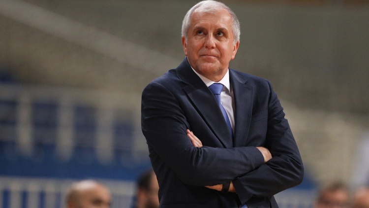 &Mu;&epsilon; &Delta;&iota;&alpha;&mu;&alpha;&nu;&tau;ί&delta;&eta; &tau;&omicron; &alpha;&phi;&iota;έ&rho;&omega;&mu;&alpha; &tau;&eta;&sigmaf; Euroleague &gamma;&iota;&alpha; &tau;&omicron;&nu; &Omicron;&mu;&pi;&rho;ά&nu;&tau;&omicron;&beta;&iota;&tau;&sigmaf; (vid)