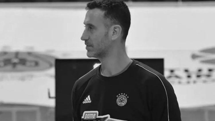 &laquo;Έ&phi;&upsilon;&gamma;&epsilon;&raquo; &omicron; &Lambda;ί&omicron;&rho; &Lambda;&omicron;ύ&mu;&pi;&iota;&nu; - &Sigma;&upsilon;&lambda;&lambda;&upsilon;&pi;&eta;&tau;ή&rho;&iota;&alpha; &alpha;&pi;ό &tau;&omicron;&nu; &Pi;&alpha;&nu;&alpha;&theta;&eta;&nu;&alpha;ϊ&kappa;ό (pic)