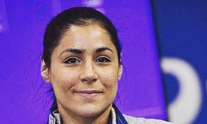 Έ&delta;&omega;&sigma;&epsilon; &mu;ά&chi;&eta; &eta; &Gamma;&epsilon;&omega;&rho;&gamma;&iota;ά&delta;&omicron;&upsilon;