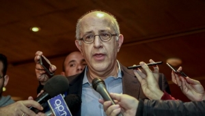 &Theta;&epsilon;&omicron;&delta;&omega;&rho;ό&pi;&omicron;&upsilon;&lambda;&omicron;&sigmaf;: &laquo;&Sigma;&tau;&alpha;&mu;&alpha;&tau;ώ &tau;&eta;&nu; &pi;&rho;&omicron;&sigma;&pi;ά&theta;&epsilon;&iota;&alpha; &gamma;&iota;&alpha; &tau;&eta; &sigma;&omega;&tau;&eta;&rho;ί&alpha; &tau;&omicron;&upsilon; &Pi;&alpha;&nu;&alpha;&theta;&eta;&nu;&alpha;ϊ&kappa;&omicron;ύ&raquo;