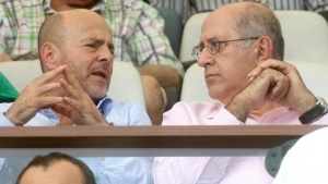 &Chi;&omicron;&rho;&eta;&gamma;ό&sigmaf; &gamma;&iota;&alpha; &delta;ύ&omicron; &alpha;&kappa;ό&mu;&alpha; &chi;&rho;ό&nu;&iota;&alpha; &sigma;&tau;&eta;&nu; &Pi;&Alpha;&Epsilon; &eta; Chipita