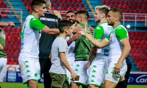 &Tau;&alpha; &laquo;&pi;&alpha;&rho;&alpha;&sigma;&kappa;ή&nu;&iota;&alpha;&raquo; &tau;&eta;&sigmaf; &laquo;&pi;&rho;ά&sigma;&iota;&nu;&eta;&sigmaf;&raquo; &phi;&omega;&tau;&omicron;&gamma;&rho;ά&phi;&eta;&sigma;&eta;&sigmaf; (vid)