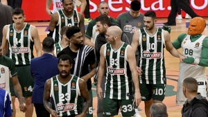 &Alpha;&upsilon;&tau;&omicron;ί &sigma;&phi;&upsilon;&rho;ί&zeta;&omicron;&upsilon;&nu; &sigma;&tau;&omicron; &pi;&rho;ώ&tau;&omicron; &mu;&alpha;&tau;&sigmaf; &kappa;ό&nu;&tau;&rho;&alpha; &sigma;&tau;&eta; &Rho;&epsilon;ά&lambda; &Mu;&alpha;&delta;&rho;ί&tau;&eta;&sigmaf; (pic)
