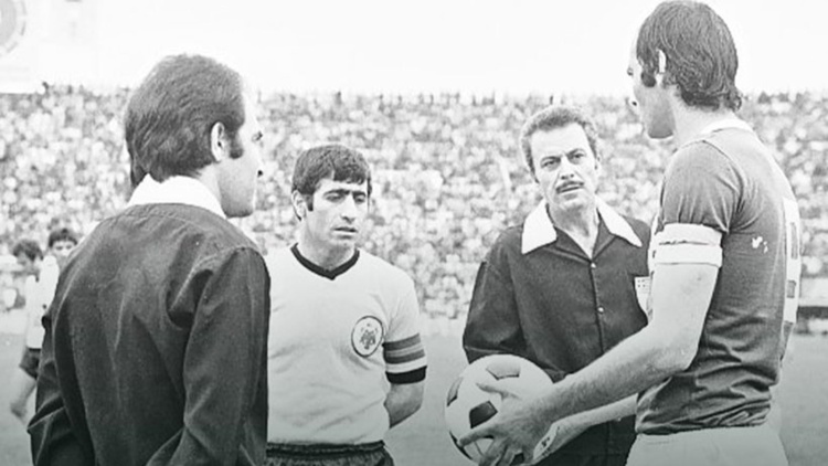 &Sigma;&upsilon;&lambda;&lambda;&upsilon;&pi;&eta;&tau;ή&rho;&iota;&alpha; &tau;&eta;&sigmaf; &Pi;&Alpha;&Epsilon; &Pi;&alpha;&nu;&alpha;&theta;&eta;&nu;&alpha;ϊ&kappa;ό&sigmaf; &gamma;&iota;&alpha; &tau;&omicron; &theta;ά&nu;&alpha;&tau;&omicron; &tau;&omicron;&upsilon; &Mu;ί&mu;&eta; &Pi;&alpha;&pi;&alpha;ϊ&omega;ά&nu;&nu;&omicron;&upsilon;