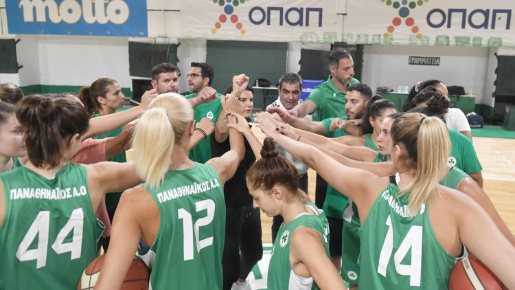 &laquo;&Pi;&rho;ώ&tau;&eta;&raquo; &gamma;&iota;&alpha; &tau;&alpha; &kappa;&omicron;&rho;ί&tau;&sigma;&iota;&alpha; &tau;&omicron;&upsilon; &mu;&pi;ά&sigma;&kappa;&epsilon;&tau; (pics)