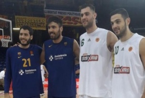 &Pi;&alpha;&nu;&alpha;&theta;&eta;&nu;&alpha;ϊ&kappa;ό&sigmaf; &kappa;&alpha;&iota; &Mu;&pi;&alpha;&rho;&tau;&sigma;&epsilon;&lambda;ό&nu;&alpha; &phi;&omega;&tau;&omicron;&gamma;&rho;&alpha;&phi;ή&theta;&eta;&kappa;&alpha;&nu; &gamma;&iota;&alpha; &chi;ά&rho;&eta; &tau;&omicron;&upsilon; &laquo;ONE TEAM&raquo; (pics)