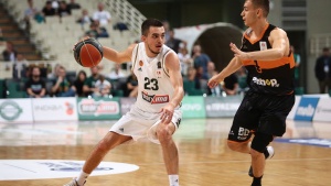 &Omicron; &Pi;&alpha;&pi;&alpha;&delta;ά&kappa;&eta;&sigmaf; &sigma;&kappa;&omicron;&rho;ά&rho;&epsilon;&iota; &mu;&epsilon; &tau;&alpha;&mu;&pi;&lambda;ό &alpha;&pi;ό &tau;&omicron; &sigma;&pi;ί&tau;&iota; &tau;&omicron;&upsilon; (vid)