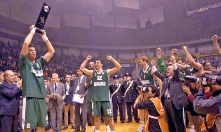 Ό&tau;&alpha;&nu; &sigma;ή&kappa;&omega;&nu;&epsilon; &tau;&omicron; &pi;&iota;&omicron; &mu;ά&gamma;&kappa;&iota;&kappa;&omicron; &Epsilon;&upsilon;&rho;&omega;&pi;&alpha;ϊ&kappa;ό (vids)