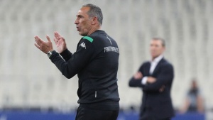 &Delta;ώ&nu;&eta;&sigmaf;: &laquo;&Tau;&omicron; &pi;&iota;&omicron; &sigma;&eta;&mu;&alpha;&nu;&tau;&iota;&kappa;ό &epsilon;ί&nu;&alpha;&iota; &pi;&omega;&sigmaf; &pi;&alpha;ί&xi;&alpha;&mu;&epsilon; &mu;&epsilon; &kappa;&alpha;&rho;&delta;&iota;ά&raquo;