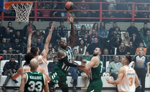 Έ&tau;&sigma;&iota; &pi;έ&rho;&alpha;&sigma;&epsilon; &alpha;&pi;ό &tau;&eta;&nu; &Pi;ά&tau;&rho;&alpha; &omicron; &Pi;&alpha;&nu;&alpha;&theta;&eta;&nu;&alpha;ϊ&kappa;ό&sigmaf; (vid)
