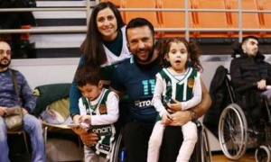 &Alpha;&nu;&alpha;&kappa;&omicron;ί&nu;&omega;&sigma;&epsilon; &Chi;&rho;&iota;&sigma;&tau;ό&phi;&omicron;&rho;&omicron; &omicron; &Pi;&alpha;&nu;&alpha;&theta;&eta;&nu;&alpha;ϊ&kappa;ό&sigmaf;
