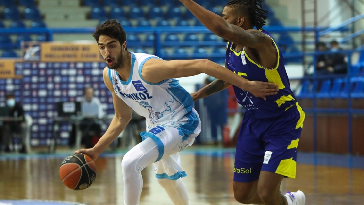 &Kappa;&alpha;&lambda;ύ&tau;&epsilon;&rho;&omicron;&sigmaf; &nu;έ&omicron;&sigmaf; &pi;&alpha;ί&kappa;&tau;&eta;&sigmaf; &tau;&eta;&sigmaf; Basket League &omicron; &Chi;&omicron;&upsilon;&gamma;&kappa;ά&zeta;