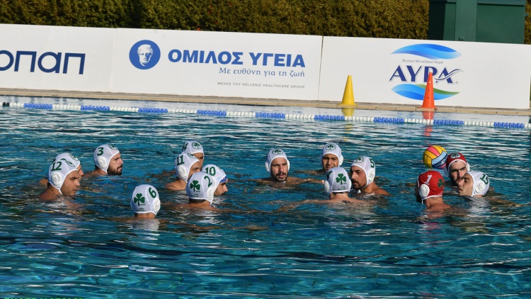&Sigma;&tau;&alpha;... &beta;&alpha;&theta;&iota;ά &mu;&epsilon; &Beta;&omicron;&upsilon;&lambda;&iota;&alpha;&gamma;&mu;έ&nu;&eta; &omicron; &Pi;&alpha;&nu;&alpha;&theta;&eta;&nu;&alpha;ϊ&kappa;ό&sigmaf;