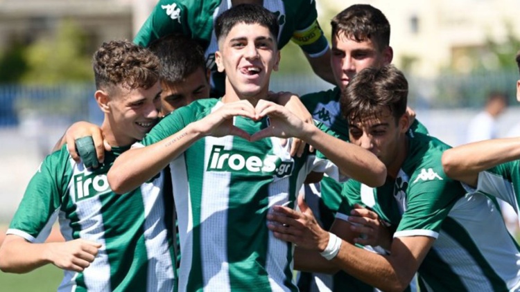 &Kappa;17: &Pi;&alpha;&nu;&alpha;&theta;&eta;&nu;&alpha;ϊ&kappa;ό&sigmaf;... έ&xi;&iota; &alpha;&sigma;&tau;έ&rho;&omega;&nu;!