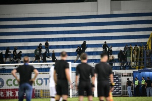 &Sigma;&epsilon; &alpha;&pi;&omicron;&lambda;&omicron;&gamma;ί&alpha; &Pi;&alpha;&nu;&alpha;&theta;&eta;&nu;&alpha;ϊ&kappa;ό&sigmaf; &kappa;&alpha;&iota; &Alpha;&tau;&rho;ό&mu;&eta;&tau;&omicron;&sigmaf;