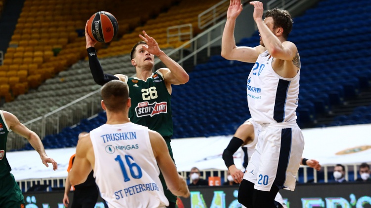 &Mu;&epsilon; &Nu;έ&nu;&tau;&omicron;&beta;&iota;&tau;&sigmaf; &tau;&omicron; Top 10 &tau;&eta;&sigmaf; Euroleague (vid)
