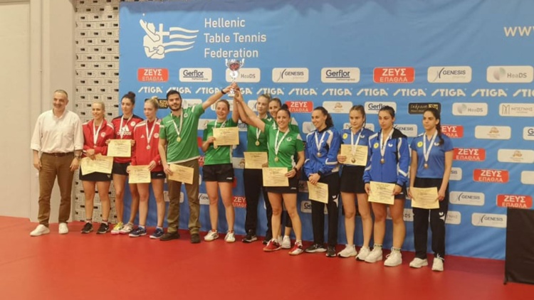 &Pi;&iota;&nu;&gamma;&kappa; &Pi;&omicron;&nu;&gamma;&kappa;: &Kappa;&upsilon;&pi;&epsilon;&lambda;&lambda;&omicron;ύ&chi;&omicron;&sigmaf; &Epsilon;&lambda;&lambda;ά&delta;&alpha;&sigmaf; &sigma;&tau;&iota;&sigmaf; &gamma;&upsilon;&nu;&alpha;ί&kappa;&epsilon;&sigmaf; &omicron; &Pi;&alpha;&nu;&alpha;&theta;&eta;&nu;&alpha;ϊ&kappa;ό&sigmaf;