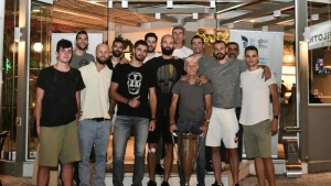 &Tau;&omicron; &delta;&epsilon;ί&pi;&nu;&omicron; &tau;&omega;&nu; &laquo;&pi;&rho;ά&sigma;&iota;&nu;&omega;&nu;&raquo; &pi;&rho;&omega;&tau;&alpha;&theta;&lambda;&eta;&tau;ώ&nu; (pics)
