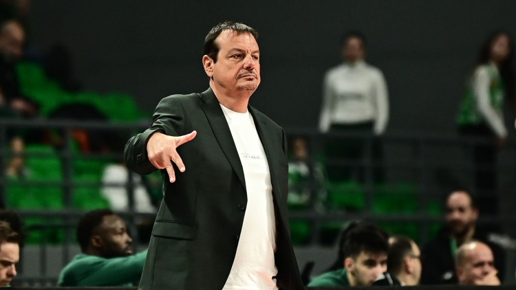Ά&tau;&alpha;&mu;&alpha;&nu;: &laquo;&Alpha;&sigma;&phi;ά&lambda;&epsilon;&iota;&alpha; &gamma;&iota;&alpha; &epsilon;&mu;ά&sigmaf; &nu;&alpha; έ&chi;&omicron;&upsilon;&mu;&epsilon; &tau;&omicron;&upsilon;&sigmaf; &Mu;&pi;&rho;ά&omicron;&upsilon;&nu; &kappa;&alpha;&iota; &Pi;&alpha;&pi;&alpha;&pi;έ&tau;&rho;&omicron;&upsilon; - &Upsilon;&pi;ά&rho;&chi;&epsilon;&iota; &alpha;&nu;&tau;&alpha;&gamma;&omega;&nu;&iota;&sigma;&mu;ό&sigmaf; &kappa;&alpha;&iota; &mu;έ&sigma;&alpha; &sigma;&tau;&iota;&sigmaf; &omicron;&mu;ά&delta;&epsilon;&sigmaf;&raquo;