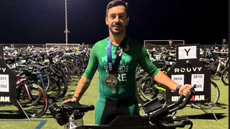 O Ironman &Beta;&alpha;&sigma;ί&lambda;&eta;&sigmaf; &Beta;&lambda;ά&chi;&omicron;&sigmaf; &epsilon;&kappa;&pi;&rho;&omicron;&sigma;ώ&pi;&eta;&sigma;&epsilon; &tau;&omicron;&nu; &Pi;&alpha;&nu;&alpha;&theta;&eta;&nu;&alpha;ϊ&kappa;ό &sigma;&tau;&eta;&nu; &Kappa;&alpha;&tau;&alpha;&lambda;&omicron;&nu;ί&alpha;