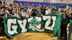 To &laquo;&epsilon;&upsilon;&chi;&alpha;&rho;&iota;&sigma;&tau;ώ&raquo; &tau;&omicron;&upsilon; &Pi;&alpha;&nu;&alpha;&theta;&eta;&nu;&alpha;ϊ&kappa;&omicron;ύ &Alpha;&mu;&epsilon;&Alpha; &sigma;&tau;&omicron;&upsilon;&sigmaf; &phi;&iota;&lambda;ά&theta;&lambda;&omicron;&upsilon;&sigmaf; (vid)
