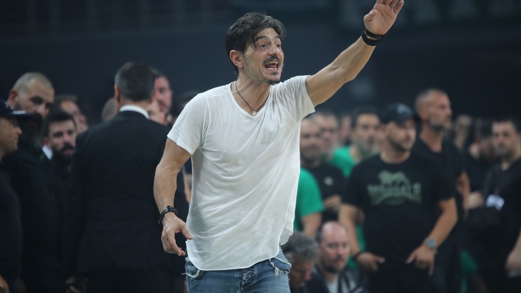 &Alpha;&nu;&alpha;&sigma;&tau;&omicron;&lambda;ή &tau;&eta;&sigmaf; &pi;&omicron;&iota;&nu;ή&sigmaf; &tau;&omicron;&upsilon; &Delta;. &Gamma;&iota;&alpha;&nu;&nu;&alpha;&kappa;ό&pi;&omicron;&upsilon;&lambda;&omicron;&upsilon;, &mu;&pi;&omicron;&rho;&epsilon;ί &nu;&alpha; &pi;&alpha;&rho;&alpha;&sigma;&tau;&epsilon;ί &sigma;&tau;&omicron; Final 8