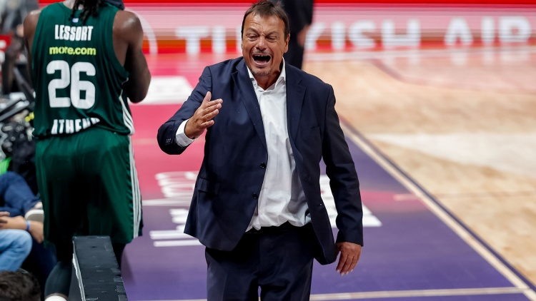 &Alpha;&tau;&alpha;&mu;ά&nu;: &laquo;&Pi;&epsilon;&tau;ύ&chi;&alpha;&mu;&epsilon; έ&nu;&alpha; &alpha;&pi;ό &tau;&alpha; &pi;&iota;&omicron; &epsilon;&nu;&tau;&upsilon;&pi;&omega;&sigma;&iota;&alpha;&kappa;ά &alpha;&pi;&omicron;&tau;&epsilon;&lambda;έ&sigma;&mu;&alpha;&tau;&alpha; &sigma;&tau;&eta;&nu; &iota;&sigma;&tau;&omicron;&rho;ί&alpha; &tau;&omicron;&upsilon; &epsilon;&upsilon;&rho;&omega;&pi;&alpha;ϊ&kappa;&omicron;ύ &mu;&pi;ά&sigma;&kappa;&epsilon;&tau;&raquo;