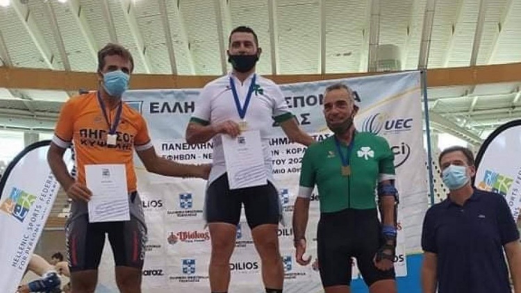 &Sigma;&epsilon;&rho;ί έ&xi;&iota; &mu;&epsilon;&tau;&alpha;&lambda;&lambda;ί&omega;&nu; &sigma;&tau;&eta;&nu; &pi;&omicron;&delta;&eta;&lambda;&alpha;&sigma;ί&alpha; &Alpha;&mu;&epsilon;&Alpha;