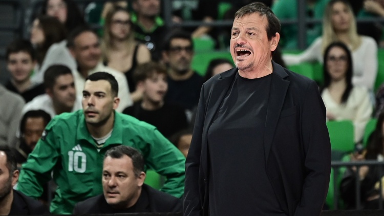 Ά&tau;&alpha;&mu;&alpha;&nu;: &laquo;&Delta;&epsilon;&nu; &pi;&epsilon;&rho;&iota;&mu;έ&nu;&omega; &nu;&alpha; &delta;&omega; &kappa;&alpha;&lambda;ό &mu;&pi;ά&sigma;&kappa;&epsilon;&tau; &sigma;&epsilon; &tau;έ&tau;&omicron;&iota;&alpha; &mu;&alpha;&tau;&sigmaf;&raquo; - &Tau;&iota; &epsilon;ί&pi;&epsilon; &gamma;&iota;&alpha; &Mu;ή&tau;&omicron;&gamma;&lambda;&omicron;&upsilon; &kappa;&alpha;&iota; &Rho;&omicron;&gamma;&kappa;&alpha;&beta;ό&pi;&omicron;&upsilon;&lambda;&omicron;