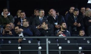 &Sigma;&tau;&omicron; &Eta;&rho;ά&kappa;&lambda;&epsilon;&iota;&omicron; &omicron; &Tau;&sigma;ά&beta;&iota; &Rho;ό&kappa;&alpha;