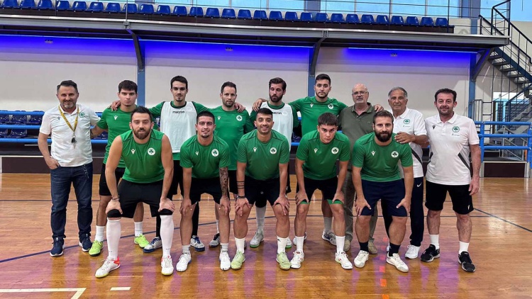 &Pi;&rho;ώ&tau;&omicron; &phi;&iota;&lambda;&iota;&kappa;ό &mu;&epsilon; &epsilon;&nu;&nu;έ&alpha; &alpha;&pi;&omicron;&upsilon;&sigma;ί&epsilon;&sigmaf; &gamma;&iota;&alpha; &tau;&omicron;&nu; &Pi;&alpha;&nu;&alpha;&theta;&eta;&nu;&alpha;ϊ&kappa;ό