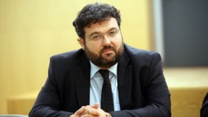 &Epsilon;&pi;&rsquo; &alpha;ό&rho;&iota;&sigma;&tau;&omicron;&nu; &delta;&iota;&alpha;&kappa;&omicron;&pi;ή &sigma;&tau;&omicron; &pi;&rho;&omega;&tau;ά&theta;&lambda;&eta;&mu;&alpha;