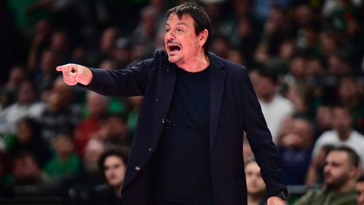 Ά&tau;&alpha;&mu;&alpha;&nu;: &laquo;&Pi;&iota;&sigma;&tau;&epsilon;ύ&omega; &sigma;&epsilon; &mu;έ&nu;&alpha; - &Pi;&rho;έ&pi;&epsilon;&iota; &omicron;&iota; &omicron;&pi;&alpha;&delta;&omicron;ί, &eta; &omicron;&mu;ά&delta;&alpha;, &eta; &delta;&iota;&omicron;ί&kappa;&eta;&sigma;&eta; &nu;&alpha; &epsilon;ί&nu;&alpha;&iota; &epsilon;&nu;&omega;&mu;έ&nu;&omicron;&iota;&raquo;