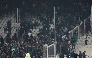 &Kappa;&iota;&nu;&delta;&upsilon;&nu;&epsilon;ύ&epsilon;&iota; &alpha;&kappa;ό&mu;&alpha; &kappa;&alpha;&iota; -6 &omicron; &Pi;&alpha;&nu;&alpha;&theta;&eta;&nu;&alpha;ϊ&kappa;ό&sigmaf;