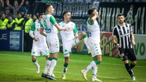 &laquo;&Mu;&iota;&sigma;ό&sigmaf;&raquo; &gamma;&iota;&alpha; &tau;&eta;&nu; &pi;&rho;ώ&tau;&eta; &nu;ί&kappa;&eta; &sigma;&tau;&alpha; Play Off