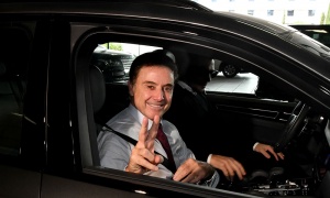 &Tau;&omicron; &beta;ί&nu;&tau;&epsilon;&omicron; &tau;&eta;&sigmaf; &Epsilon;&upsilon;&rho;&omega;&lambda;ί&gamma;&kappa;&alpha; &gamma;&iota;&alpha; &tau;&eta;&nu; &epsilon;&pi;&iota;&sigma;&tau;&rho;&omicron;&phi;ή &tau;&omicron;&upsilon; &Rho;&iota;&kappa; &Pi;&iota;&tau;ί&nu;&omicron; (vid)