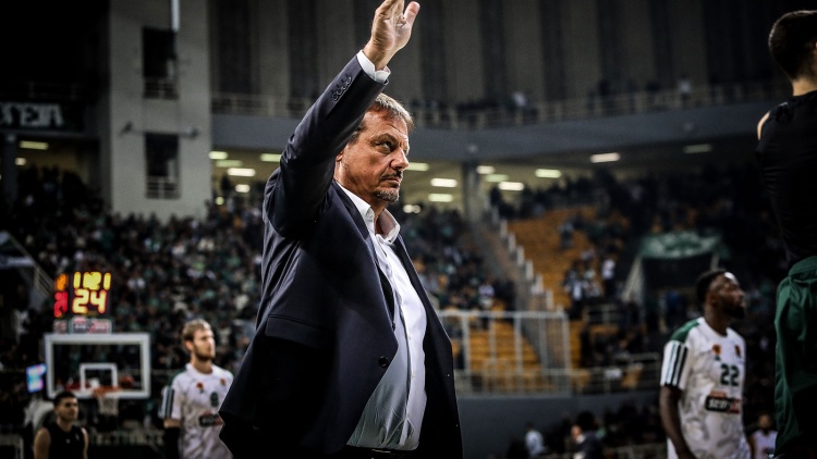 &Alpha;&tau;&alpha;&mu;ά&nu;: &laquo;&Omicron; &gamma;&iota;&omicron;&sigmaf; &mu;&omicron;&upsilon; &theta;&alpha; &upsilon;&pi;&omicron;&sigma;&tau;&eta;&rho;ί&zeta;&epsilon;&iota; &tau;&eta;&nu; &Epsilon;&phi;έ&sigmaf; &kappa;ό&nu;&tau;&rho;&alpha; &sigma;&tau;&omicron;&nu; &Pi;&alpha;&nu;&alpha;&theta;&eta;&nu;&alpha;ϊ&kappa;ό&raquo;