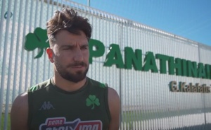 &Delta;&iota;&omicron;ύ&delta;&eta;&sigmaf;: &laquo;&Theta;έ&lambda;&omega; &tau;ί&tau;&lambda;&omicron;&upsilon;&sigmaf; &mu;&epsilon; &tau;&omicron;&nu; &Pi;&alpha;&nu;&alpha;&theta;&eta;&nu;&alpha;ϊ&kappa;ό&raquo; (vid)