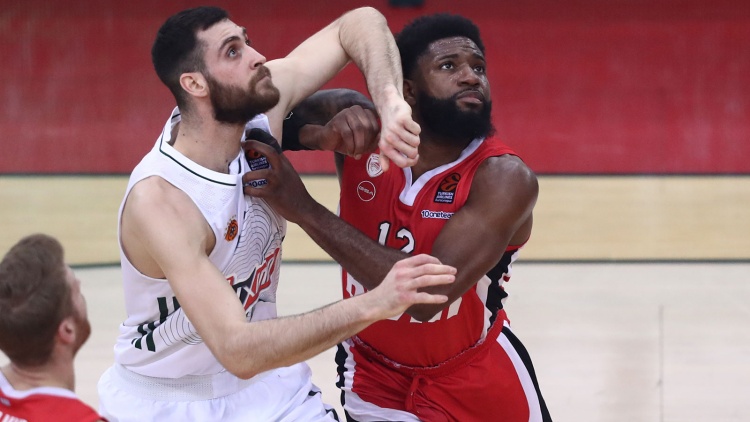 &Pi;&alpha;&pi;&alpha;&gamma;&iota;ά&nu;&nu;&eta;&sigmaf;: &laquo;&Theta;&alpha; &pi;&rho;έ&pi;&epsilon;&iota; &nu;&alpha; &kappa;ά&tau;&sigma;&omicron;&upsilon;&mu;&epsilon; &kappa;&alpha;&iota; &nu;&alpha; &kappa;ά&nu;&omicron;&upsilon;&mu;&epsilon; &tau;&eta;&nu; &alpha;&upsilon;&tau;&omicron;&kappa;&rho;&iota;&tau;&iota;&kappa;ή &mu;&alpha;&sigmaf;&raquo;