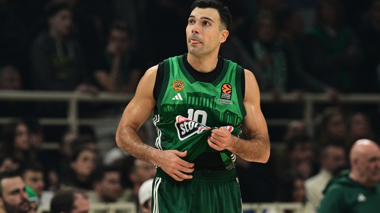 &Tau;&rho;ί&tau;&omicron;&sigmaf; &sigma;&epsilon; &alpha;&sigma;ί&sigma;&tau; &sigma;&tau;&eta;&nu; Euroleague &omicron; &Sigma;&lambda;&omicron;ύ&kappa;&alpha;&sigmaf; - &Xi;&epsilon;&pi;έ&rho;&alpha;&sigma;&epsilon; &tau;&omicron;&nu; &Sigma;&pi;&alpha;&nu;&omicron;ύ&lambda;&eta;