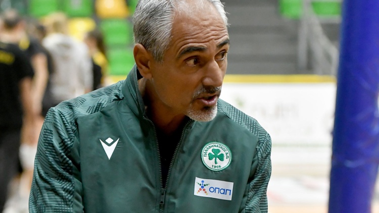 &Kappa;&alpha;&lambda;&mu;&alpha;&zeta;ί&delta;&eta;&sigmaf;: &laquo;&Epsilon;ί&nu;&alpha;&iota; &omega;&rho;&alpha;ί&omicron; &nu;&alpha; &phi;&omicron;&rho;ά&sigmaf; &tau;&alpha; &pi;&rho;ά&sigma;&iota;&nu;&alpha;&raquo;
