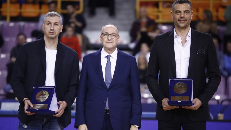 &Eta; &Epsilon;&Omicron;&Kappa; &beta;&rho;ά&beta;&epsilon;&upsilon;&sigma;&epsilon; &Pi;&alpha;&nu;&alpha;&theta;&eta;&nu;&alpha;ϊ&kappa;ό, &Delta;&iota;&alpha;&mu;&alpha;&nu;&tau;ί&delta;&eta; &kappa;&alpha;&iota; &Tau;&sigma;&alpha;&rho;&tau;&sigma;&alpha;&rho;ή