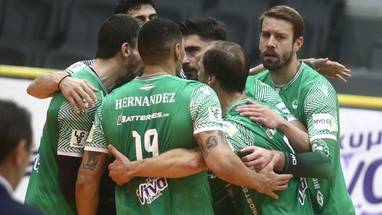 &Sigma;&tau;&omicron;&upsilon;&sigmaf; &laquo;16&raquo; &tau;&omicron;&upsilon; Challenge Cup o &Pi;&alpha;&nu;&alpha;&theta;&eta;&nu;&alpha;ϊ&kappa;ό&sigmaf;