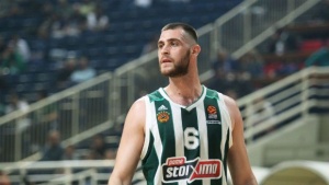 &Pi;&alpha;&pi;&alpha;&gamma;&iota;ά&nu;&nu;&eta;&sigmaf;: &laquo;&Sigma;&epsilon;&beta;ό&mu;&alpha;&sigma;&tau;&epsilon; &tau;&omicron; &Rho;έ&theta;&upsilon;&mu;&nu;&omicron;, &nu;&alpha; &delta;&iota;&omicron;&rho;&theta;ώ&sigma;&omicron;&upsilon;&mu;&epsilon; &tau;&alpha; &lambda;ά&theta;&eta; &mu;&alpha;&sigmaf;&raquo;