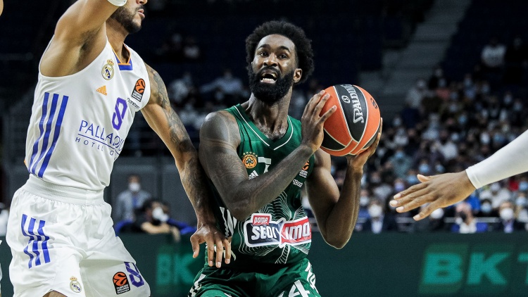 &Eta; &theta;έ&sigma;&eta; &tau;&omicron;&upsilon; &Pi;&alpha;&nu;&alpha;&theta;&eta;&nu;&alpha;ϊ&kappa;&omicron;ύ &sigma;&tau;&eta;&nu; Euroleague (pic)