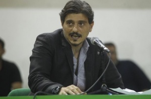 &Gamma;&iota;&alpha;&nu;&nu;&alpha;&kappa;ό&pi;&omicron;&upsilon;&lambda;&omicron;&sigmaf;: &laquo;&Theta;&alpha; &pi;&alpha;&lambda;έ&psi;&omicron;&upsilon;&mu;&epsilon; &nu;&alpha; &kappa;ά&nu;&omicron;&upsilon;&mu;&epsilon; &xi;&alpha;&nu;ά &pi;&rho;&omega;&tau;&alpha;&theta;&lambda;&eta;&tau;ή &sigma;&epsilon; ό&lambda;&alpha; &tau;&alpha; &sigma;&pi;&omicron;&rho; &tau;&omicron;&nu; &Pi;&alpha;&nu;&alpha;&theta;&eta;&nu;&alpha;ϊ&kappa;ό&raquo;