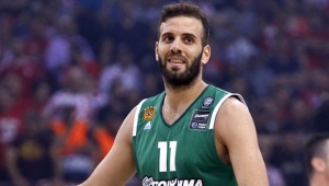 &Pi;&alpha;&pi;&pi;ά&sigmaf;: &laquo;&Nu;&alpha; &epsilon;&pi;&iota;&sigma;&tau;&rho;έ&psi;&omicron;&upsilon;&mu;&epsilon; &sigma;&epsilon; Final 4&raquo;